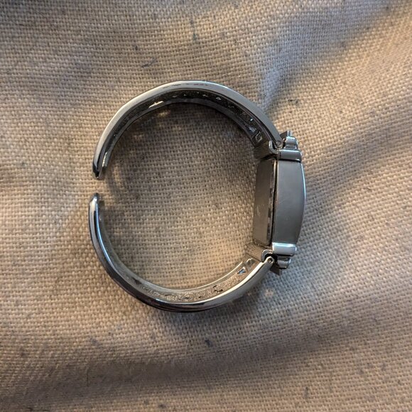 Vintage Silver Woman\'s watch with floral cuff band
